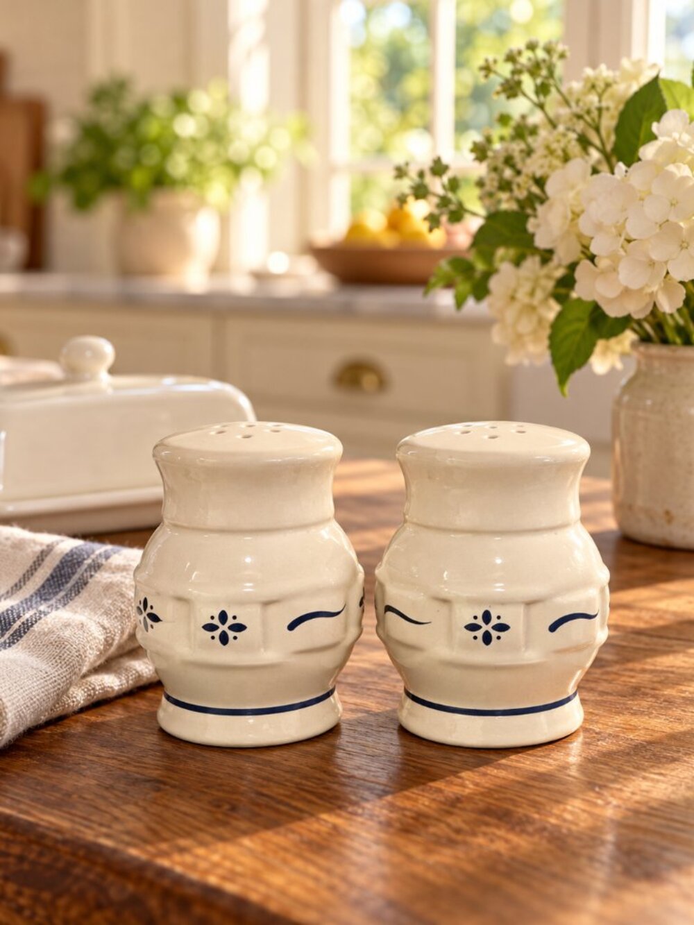 Longaberger Pottery Woven Traditions Classic Blue Salt and Pepper Shakers